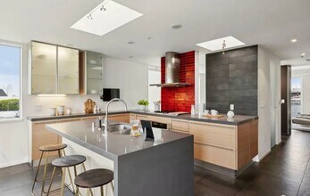 3208 Pierce St in San Francisco, CA - Foto de edificio - Building Photo