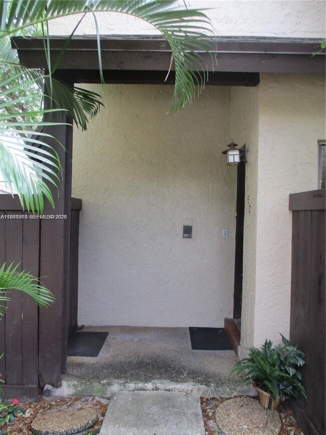 1760 Bayberry Dr in Pembroke Pines, FL - Building Photo - Building Photo