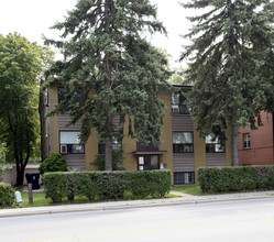 419 Lawrence Ave W in Toronto, ON - Building Photo - Building Photo