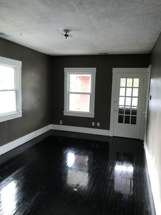 1334 Walter Ave, Unit 2 in Louisville, KY - Building Photo