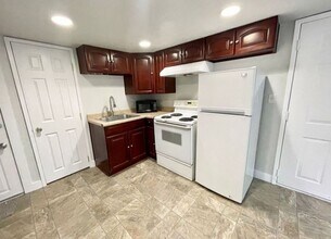603 Harrington Ave NE in Renton, WA - Building Photo - Building Photo