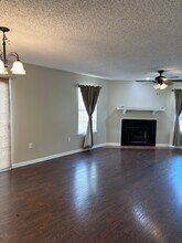 15550 Riverdale Ave E in Baton Rouge, LA - Building Photo - Building Photo