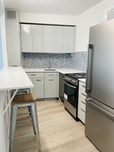 300 N State St, Unit 5126 in Chicago, IL - Building Photo - Building Photo