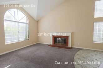 12101 Heritage Dr in Moreno Valley, CA - Foto de edificio - Building Photo
