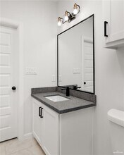 11 Pamplona St in Pharr, TX - Building Photo - Building Photo