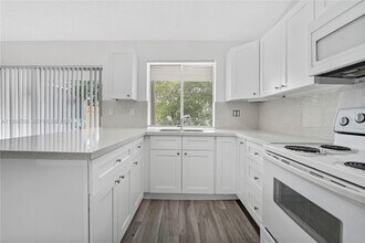 20424 NW 15th Ave in Miami, FL - Building Photo - Building Photo