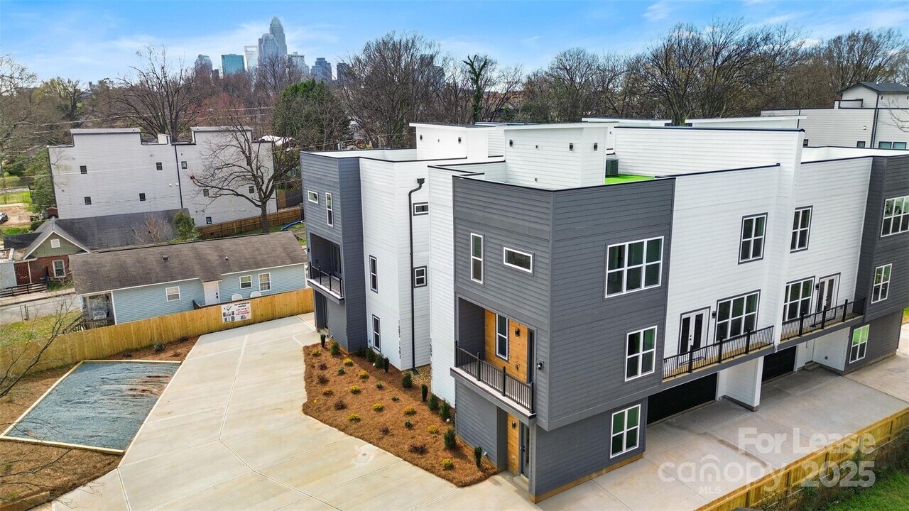 1609 N Davidson St in Charlotte, NC - Foto de edificio