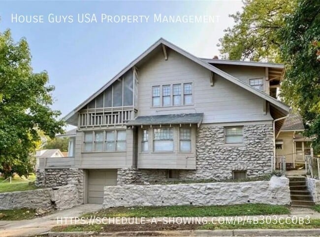 property at 2900 The Paseo