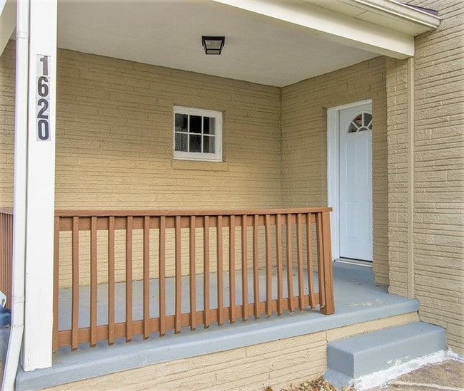 1620 N Main St in Monroe, NJ - Foto de edificio - Building Photo