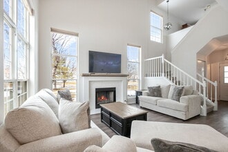 17794 W Salisbury Dr in Gurnee, IL - Building Photo - Building Photo