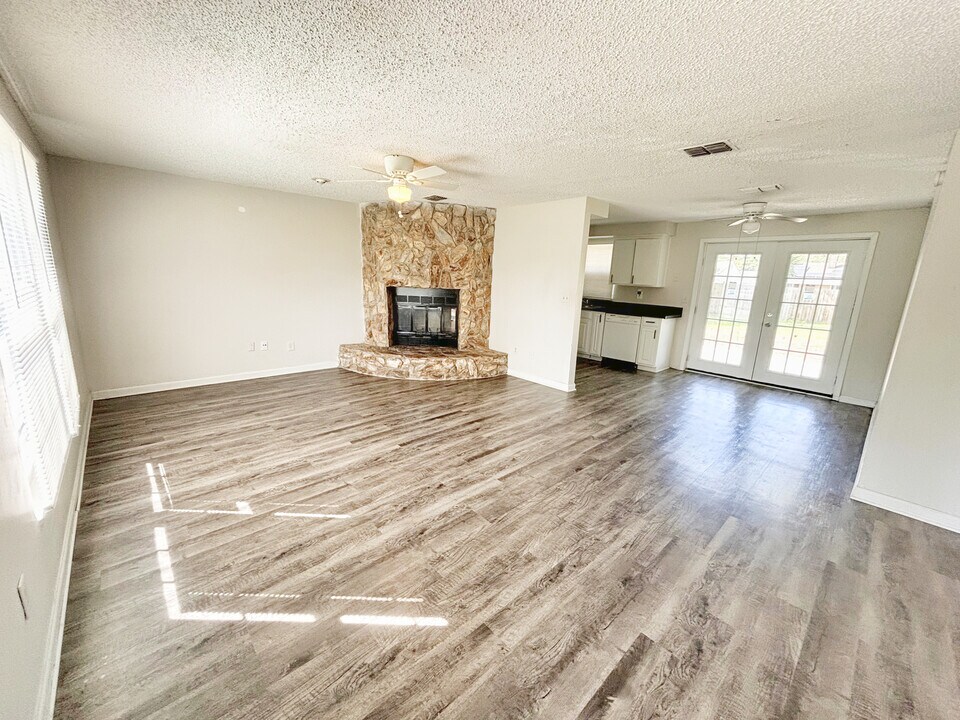 2642 Debbie Ct in Jacksonville, FL - Building Photo