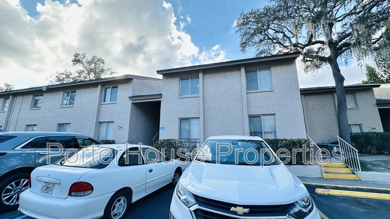 7504 Presley PlaceUnit 115c in Tampa, FL - Building Photo