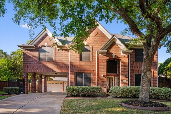 property at 16534 Lacey Ln