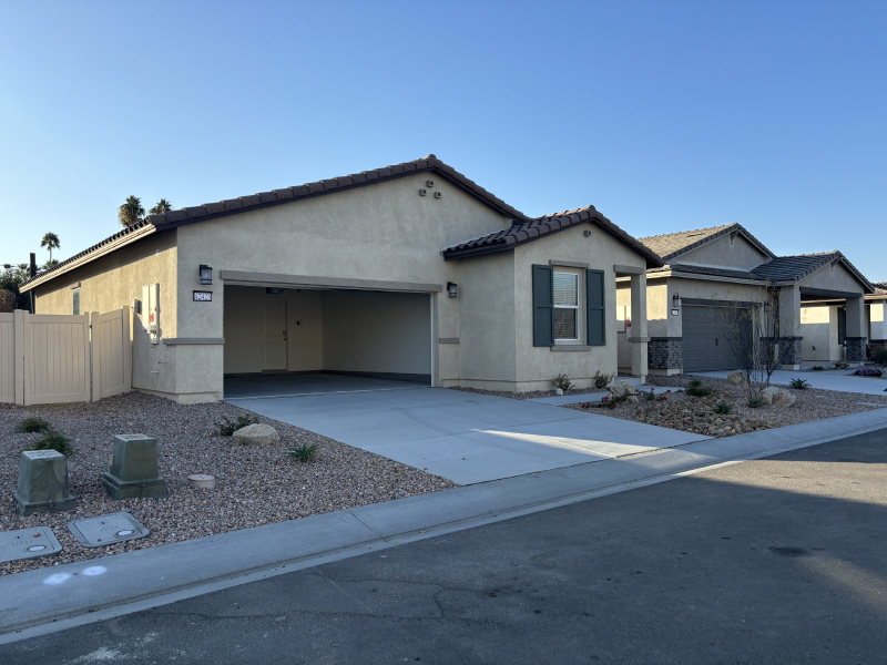 42425 Palisades Dr in Indio, CA - Building Photo