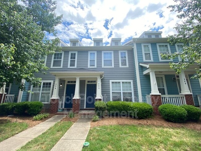 252 Hurston Cir