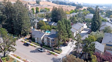 Crestview Terrace in Hayward, CA - Building Photo - Building Photo