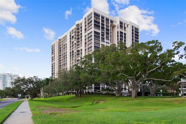 property at 3301 Bayshore Blvd