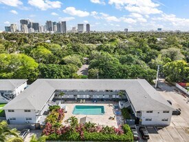 626 SW 14th Ave, Unit 205 in Fort Lauderdale, FL - Building Photo