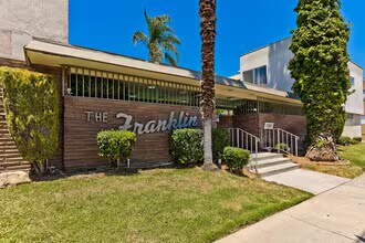 The Franklin in Hawthorne, CA - Building Photo - Building Photo