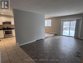 168 Millwood Crescent in Kitchener, ON - Building Photo - Building Photo