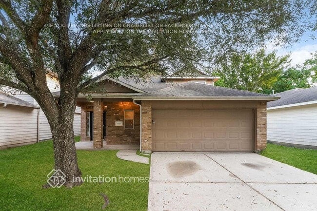 property at 11727 Standing Pine Ln