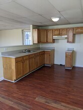 101 Logan St N, Unit D in Junction City, OH - Building Photo - Building Photo