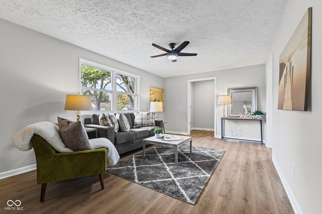 111 W Southern Ave in Indianapolis, IN - Building Photo - Building Photo