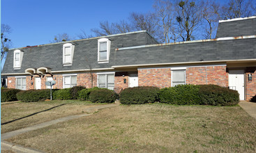 Cambridge Place in Montgomery, AL - Building Photo - Building Photo