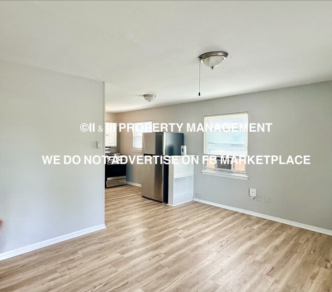 4901 Woodend Ave in Kansas City, KS - Building Photo - Building Photo