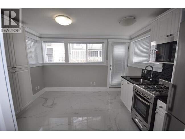 7828 Prince Albert St in Vancouver, BC - Building Photo - Building Photo