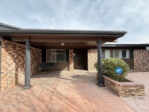 11109 Pink Coral Dr in El Paso, TX - Building Photo - Building Photo