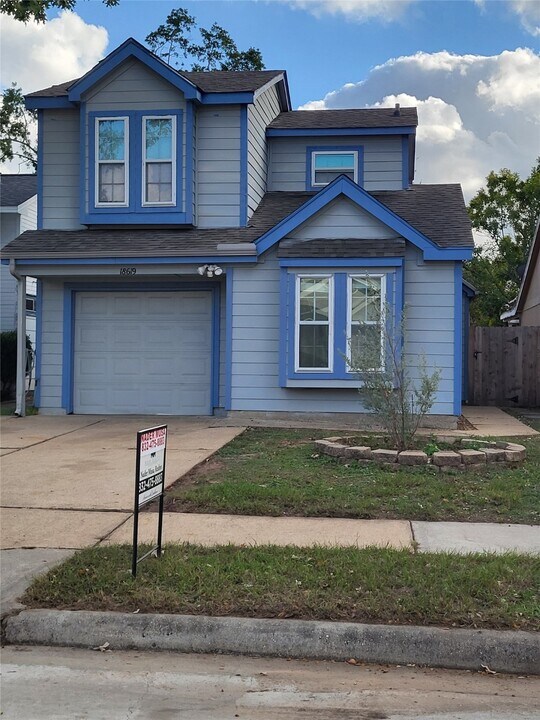 18619 S Lyford Dr in Katy, TX - Foto de edificio