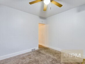 645 Camp St in Harrisburg, PA - Building Photo - Building Photo