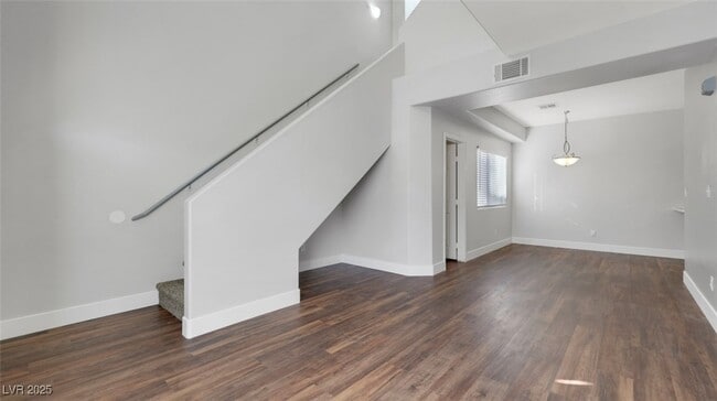 492 Parrot Beak St in Henderson, NV - Building Photo - Building Photo