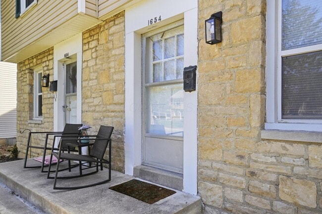 1654 Ashland Ave in Columbus, OH - Building Photo - Building Photo