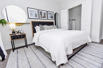 POINTE AT EAST SHORE APARTMENTS in Apopka, FL - Building Photo - Building Photo