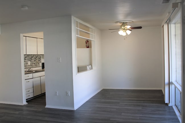 546 Wilson Bridge Dr in Oxon Hill, MD - Building Photo - Building Photo