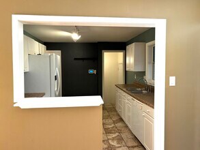 27160 Spring Arbor Dr in Southfield, MI - Building Photo - Building Photo