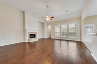 5501 Stone Cliff Ct in McKinney, TX - Foto de edificio - Building Photo