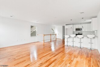 244 Pomona Ave in Newark, NJ - Building Photo - Building Photo