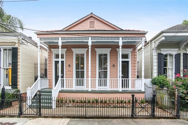 3220 Chestnut St, Unit 3220 in New Orleans, LA - Building Photo - Building Photo