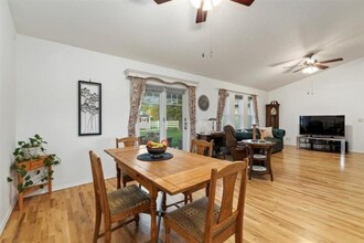 9380 Ruth Marie Dr in Middleton, ID - Building Photo - Building Photo