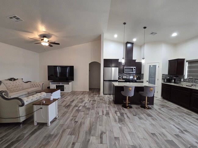 3874 Santa Sophia St in San Luis, AZ - Building Photo - Building Photo