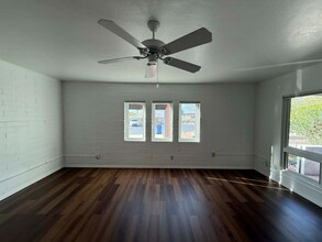 348 W Via Del Heroe in Green Valley, AZ - Building Photo - Building Photo