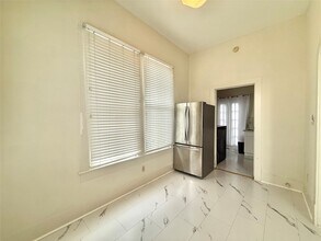 1427 Church St in Galveston, TX - Building Photo - Building Photo