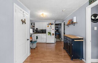 58 Read Ave, Unit Apartment 3 in Coventry, RI - Building Photo