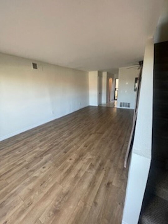 7940 University Ave in La Mesa, CA - Building Photo