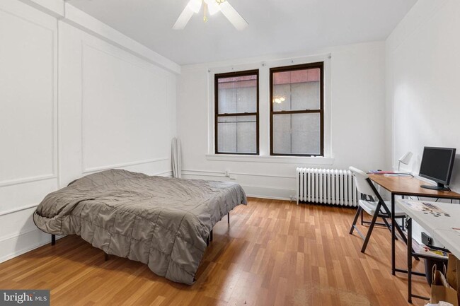 property at 1324 Locust St