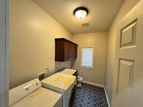 9057 Tonya Terrace in Manhattan, KS - Building Photo - Building Photo