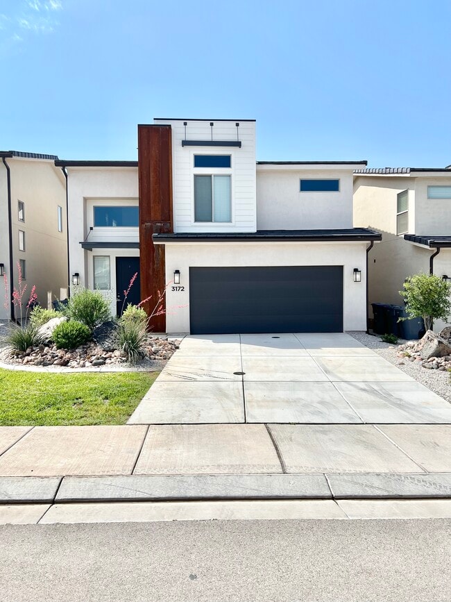 property at 3172 E Sky Rim Wy